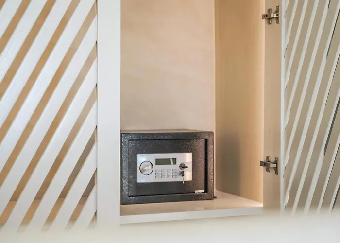 Mykonos High Sunset Plintri